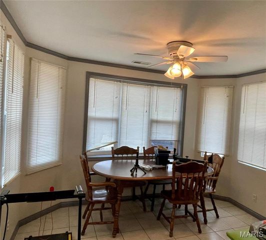 1203 E Lake Drive, Perryville, MO 63775