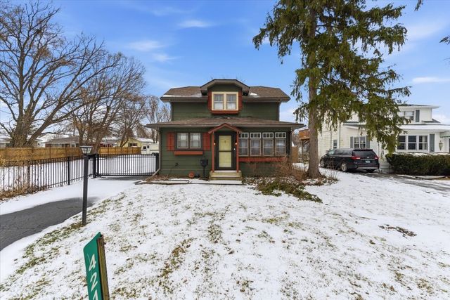 42169 N 6th Avenue, Antioch, IL 60002