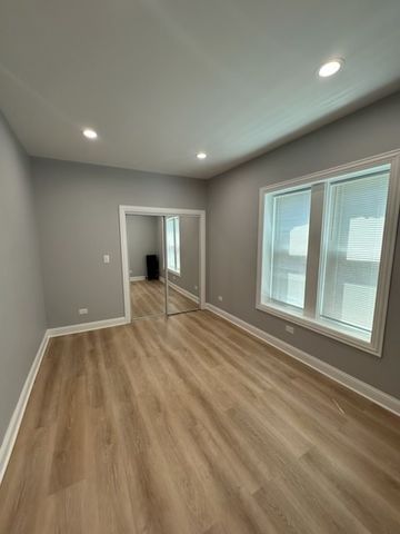 1705 W Albion Avenue 3, Chicago, IL 60626