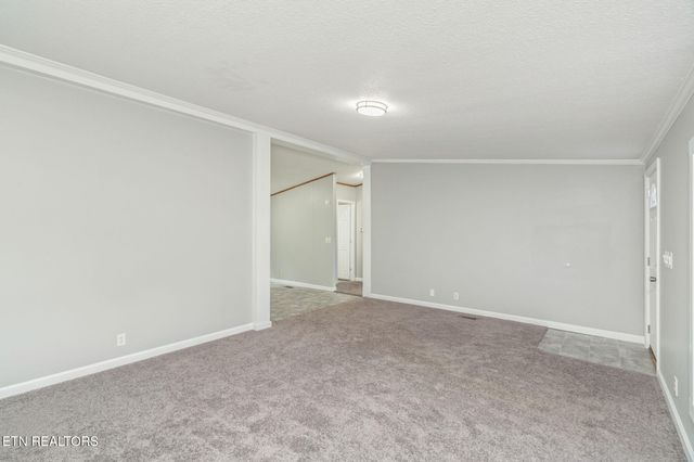 130 Westford Drive, Strawberry Plains, TN 37871