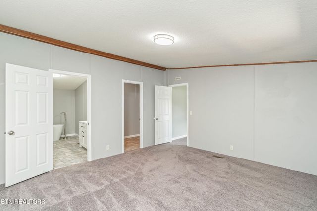 130 Westford Drive, Strawberry Plains, TN 37871