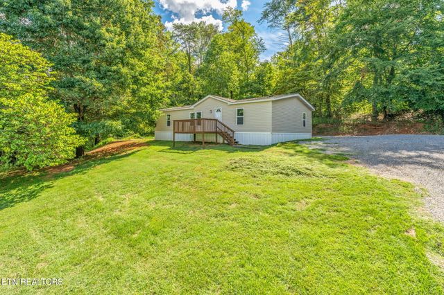 130 Westford Drive, Strawberry Plains, TN 37871