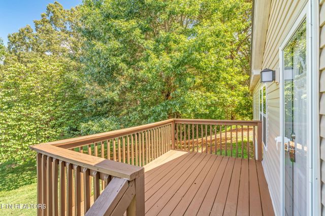 130 Westford Drive, Strawberry Plains, TN 37871