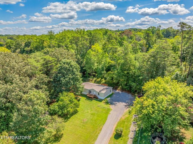 130 Westford Drive, Strawberry Plains, TN 37871