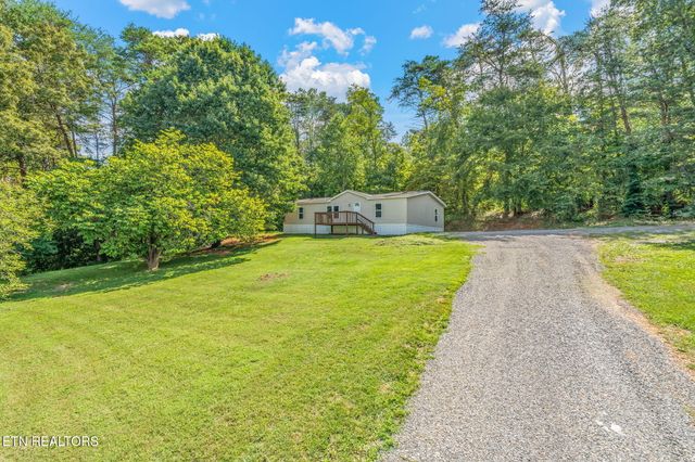 130 Westford Drive, Strawberry Plains, TN 37871