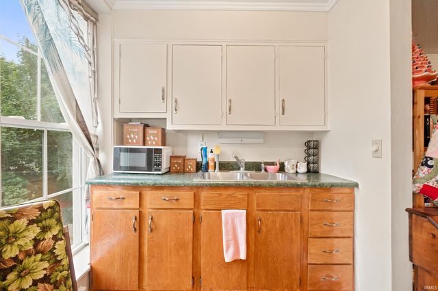 1004 Delaware Avenue, Fort Wayne, IN 46805