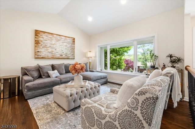 125 Kitchell Lake Dr, West Milford Twp., NJ 07480