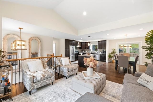 125 Kitchell Lake Dr, West Milford Twp., NJ 07480