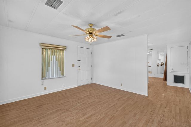 304 ERON WAY 2, Winter Garden, FL 34787