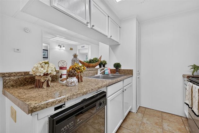 304 ERON WAY 2, Winter Garden, FL 34787