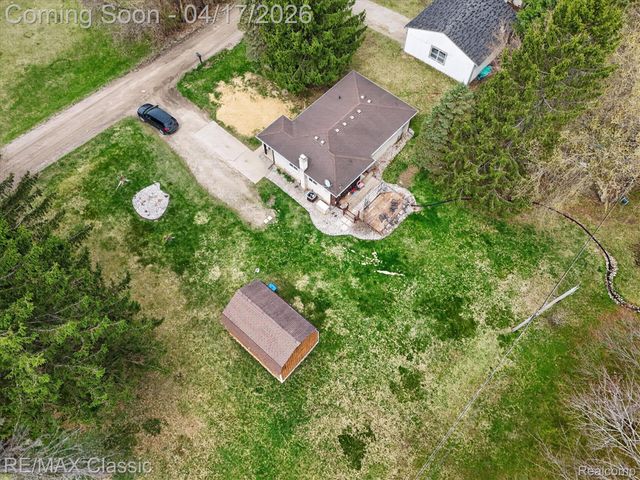 5060 Warmbriar Drive, White Lake Charter Township, MI 48383