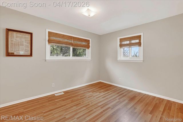 5060 Warmbriar Drive, White Lake Charter Township, MI 48383