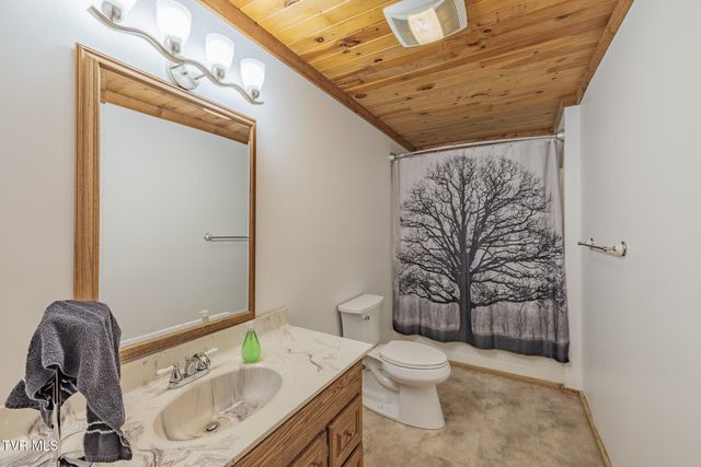 11766 Rocky Hill Road, Bristol, VA 24202