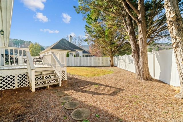 1908 Fairfield Drive, Dalton, GA 30720