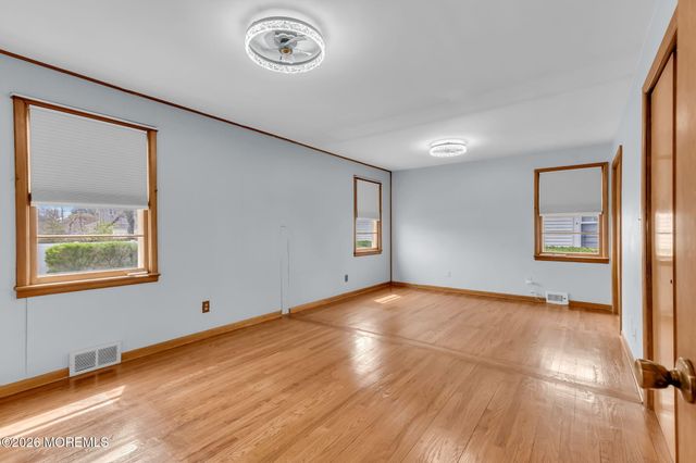1700 6th Avenue, Neptune City, NJ 07753