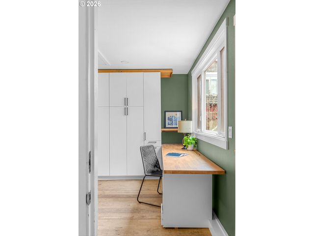 4735 SUSSEX St, West Linn, OR 97068