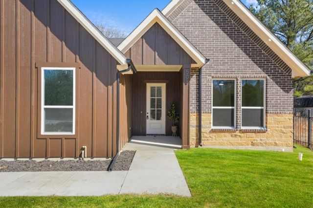 508 Luzon Street, Tool, TX 75143