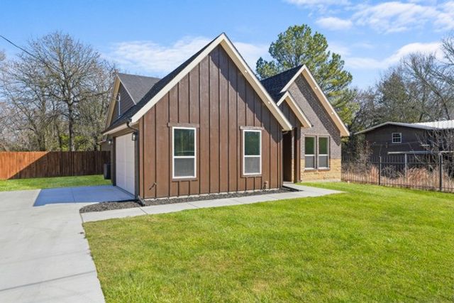 508 Luzon Street, Tool, TX 75143