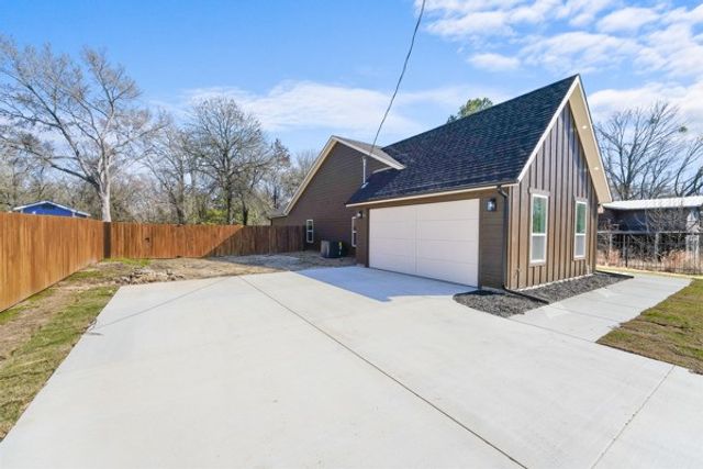 508 Luzon Street, Tool, TX 75143