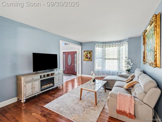 623 Ambleside Lane, Canton, MI 48187