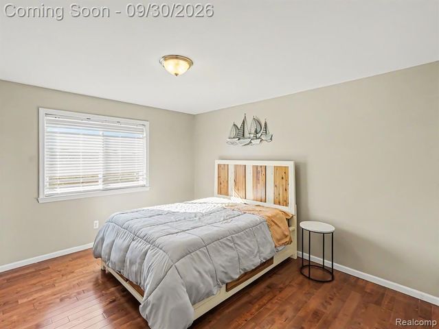 623 Ambleside Lane, Canton, MI 48187