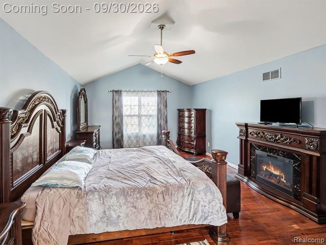 623 Ambleside Lane, Canton, MI 48187