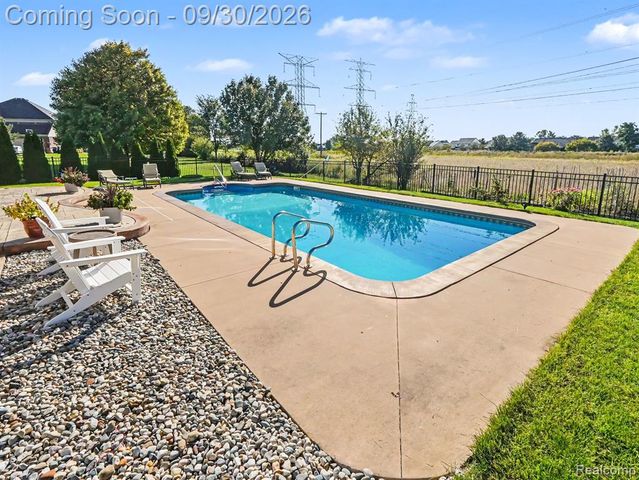 623 Ambleside Lane, Canton, MI 48187