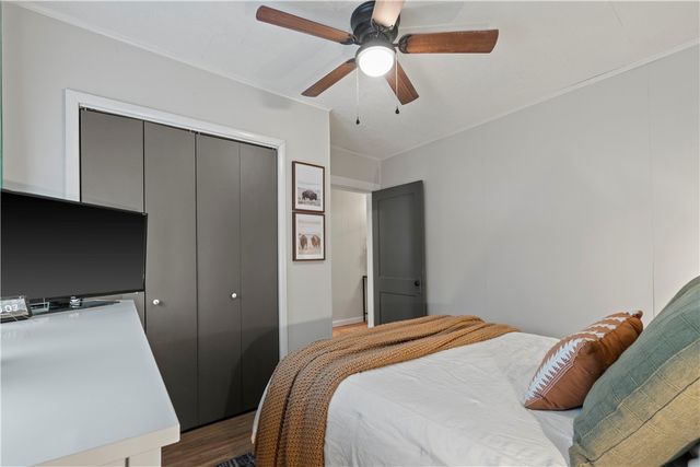 2009 Nippert Ave, Patterson Twp, PA 15010