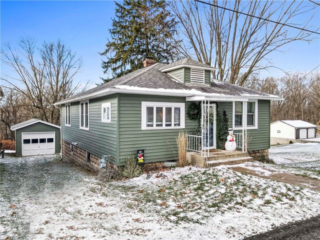 2009 Nippert Ave, Patterson Twp, PA 15010