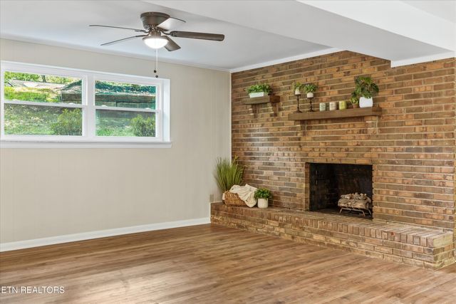 138 Newport Drive, Oak Ridge, TN 37830
