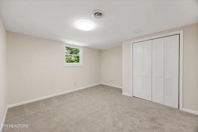 138 Newport Drive, Oak Ridge, TN 37830