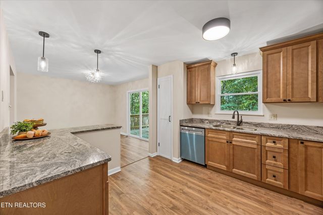 138 Newport Drive, Oak Ridge, TN 37830