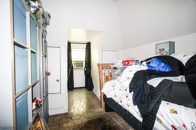 161 Milford Ave, Newark City, NJ 07108