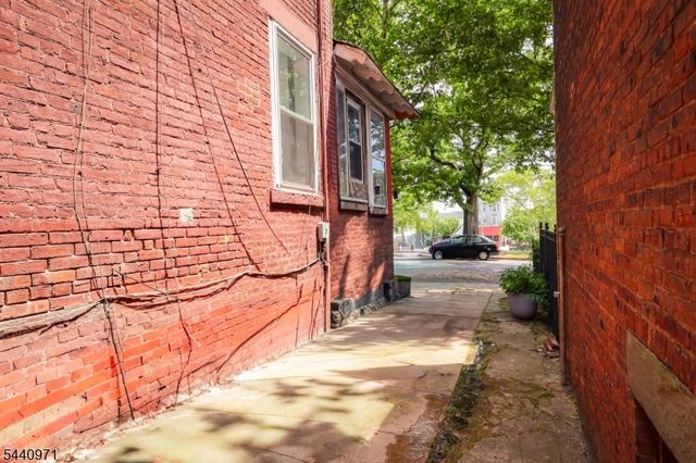 161 Milford Ave, Newark City, NJ 07108