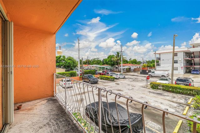 6200 W Flagler Street 208, Miami, FL 33144