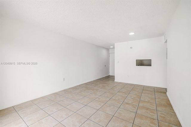 6200 W Flagler Street 208, Miami, FL 33144
