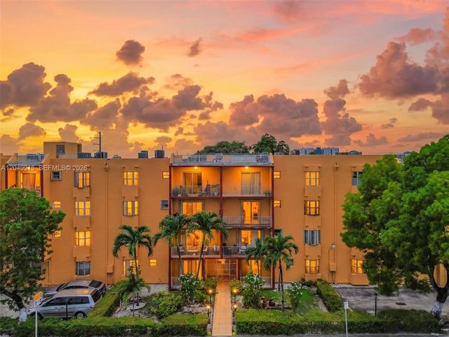 6200 W Flagler Street 208, Miami, FL 33144