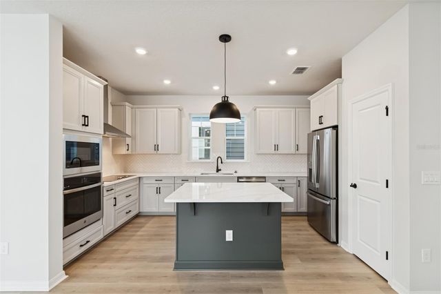 9476 HARTLINE WAY, Orlando, FL 32827