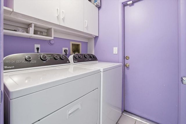 354 Bermuda Springs Dr, Weston, FL 33326