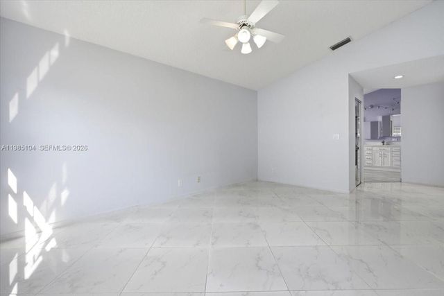 354 Bermuda Springs Dr, Weston, FL 33326