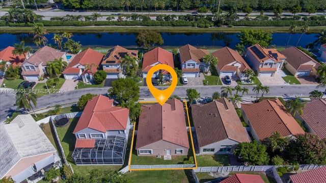 354 Bermuda Springs Dr, Weston, FL 33326