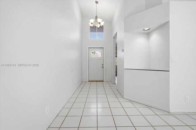 354 Bermuda Springs Dr, Weston, FL 33326