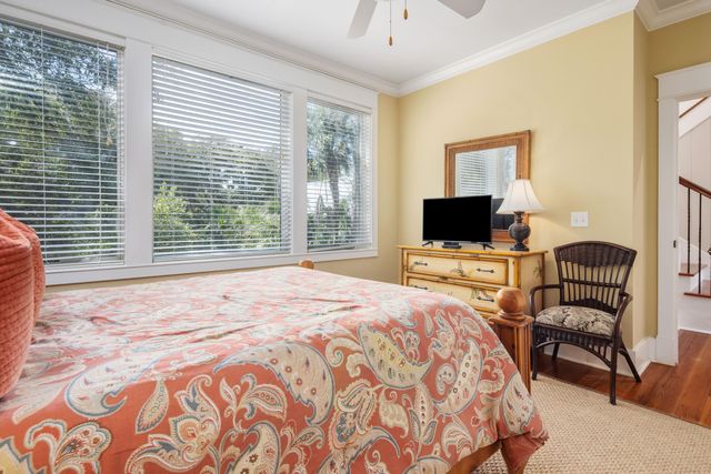 9 24th Avenue, Isle Of Palms, SC 29451