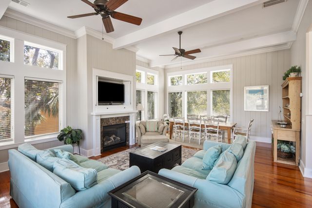 9 24th Avenue, Isle Of Palms, SC 29451