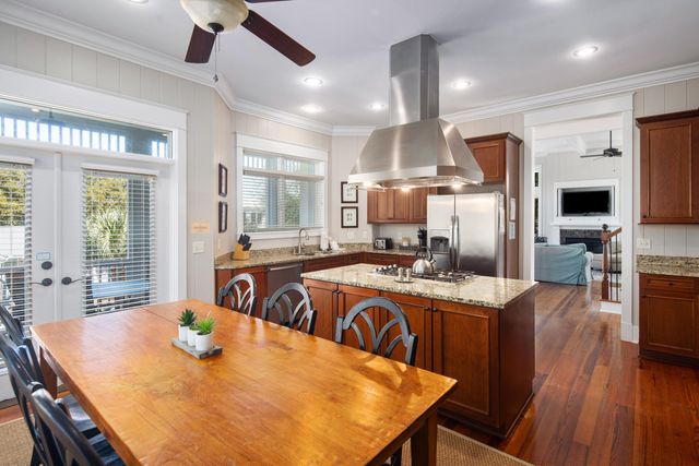 9 24th Avenue, Isle Of Palms, SC 29451