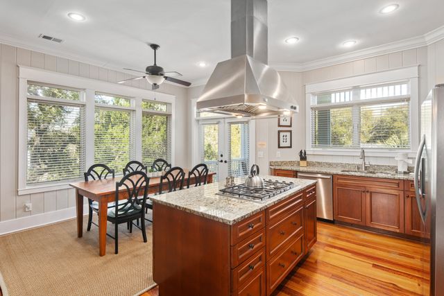 9 24th Avenue, Isle Of Palms, SC 29451