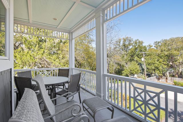 9 24th Avenue, Isle Of Palms, SC 29451