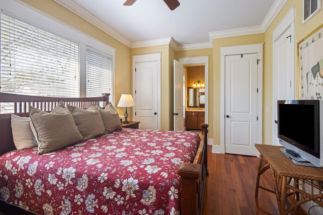 9 24th Avenue, Isle Of Palms, SC 29451