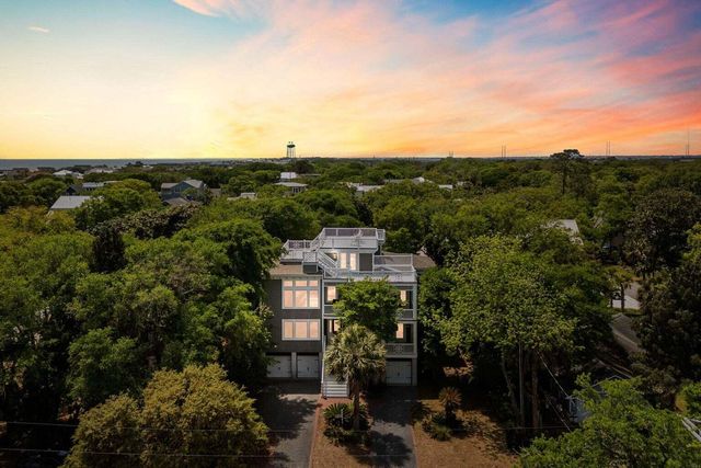 9 24th Avenue, Isle Of Palms, SC 29451