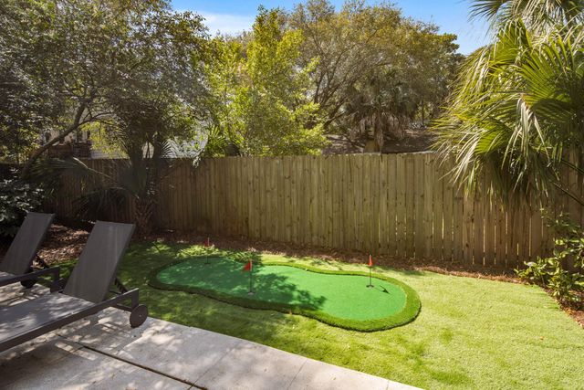 9 24th Avenue, Isle Of Palms, SC 29451